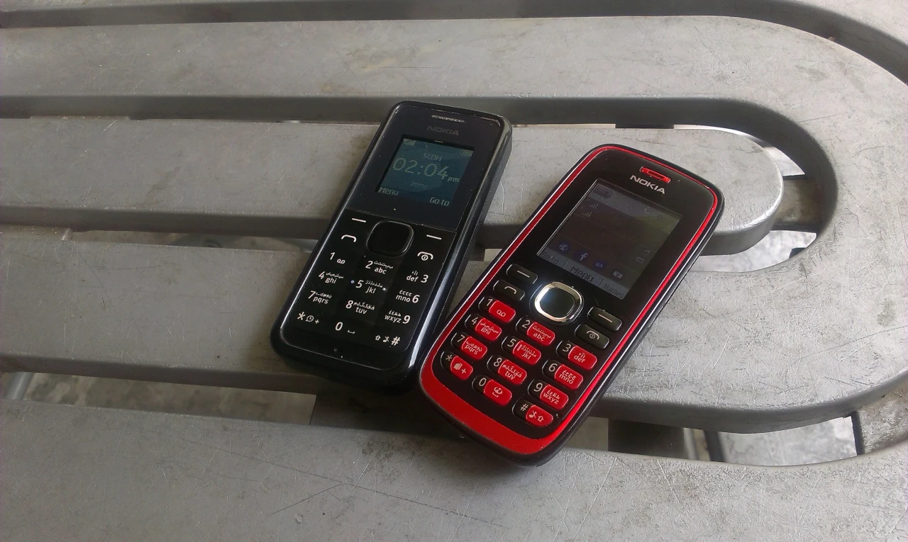 Scroll Less, Live More with Dumbphones